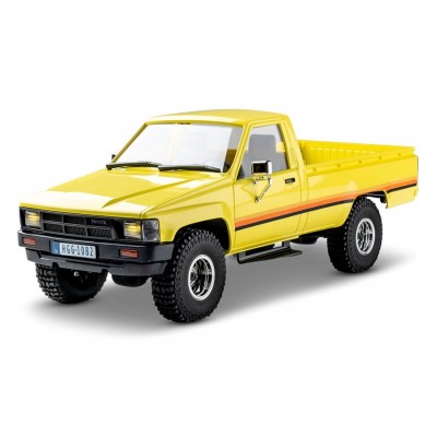 FMS Toyota Hilux 4x4 1 /18 RTR Con Luci Giallo