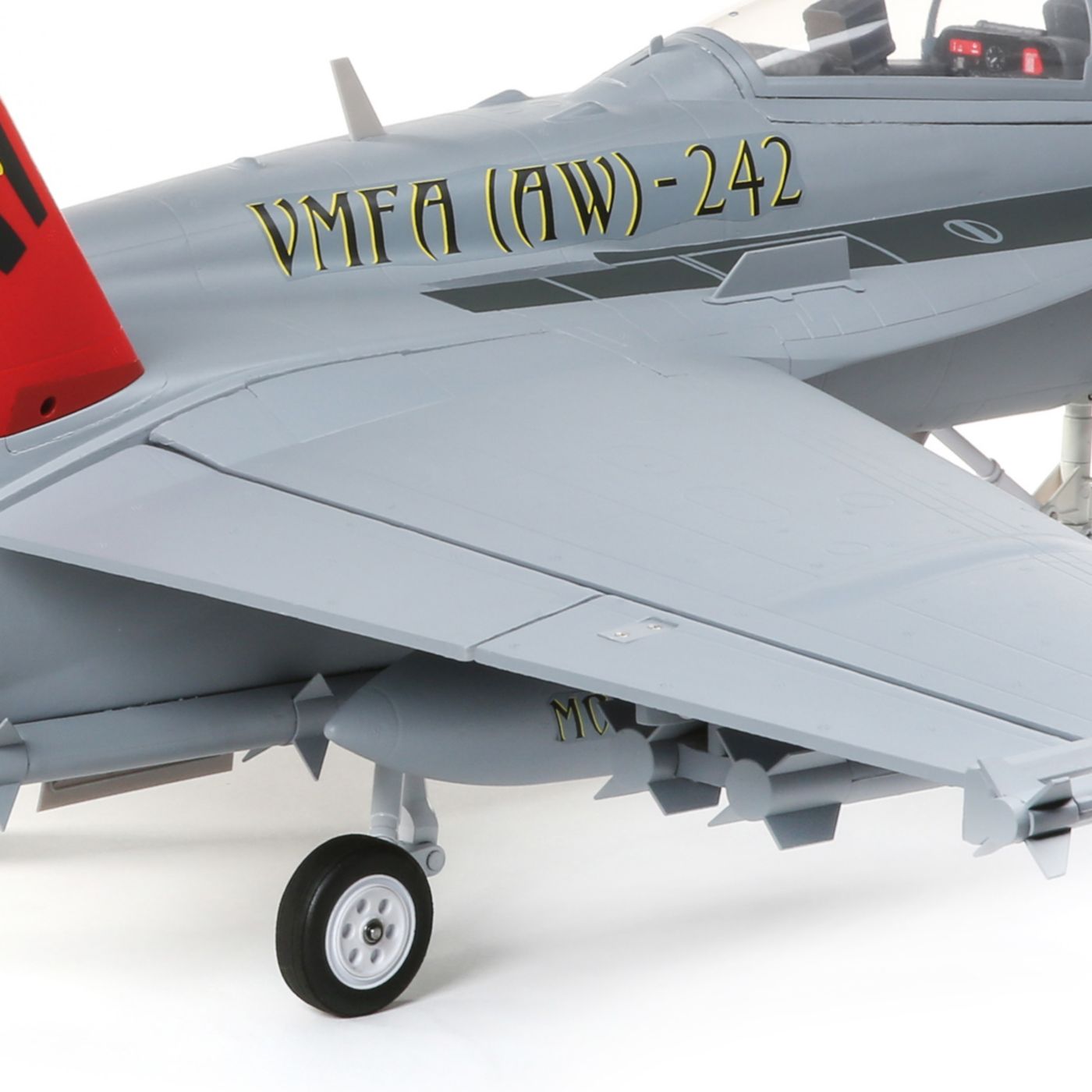 E-flite F-18 Hornet Jet EDF BNF Basic Safe 04